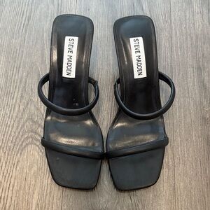 Steve Madden Black Minimalist Double-Strap Square-Toe heel